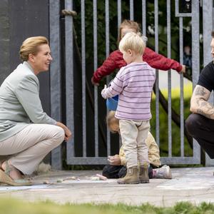 Statsminister Mette Frederiksen på pressemøde i Børnehuset Haven i Aarhus