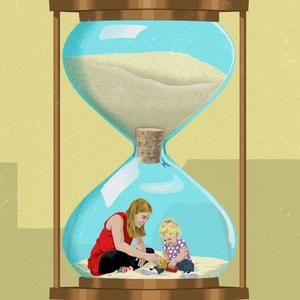 Illustration af kvinde og barn, der leger i et timeglas