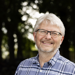 Portrætfoto af klubleder Søren Gravgaard