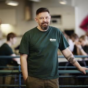 Foto af René Hedegaard Nielsen, pædagog og afdelingsleder i Klub Stedet 