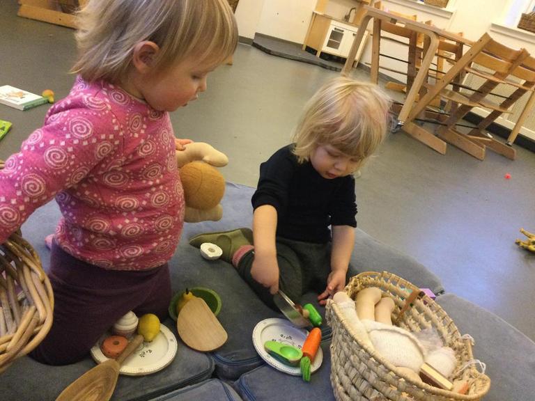 Børn laver mad