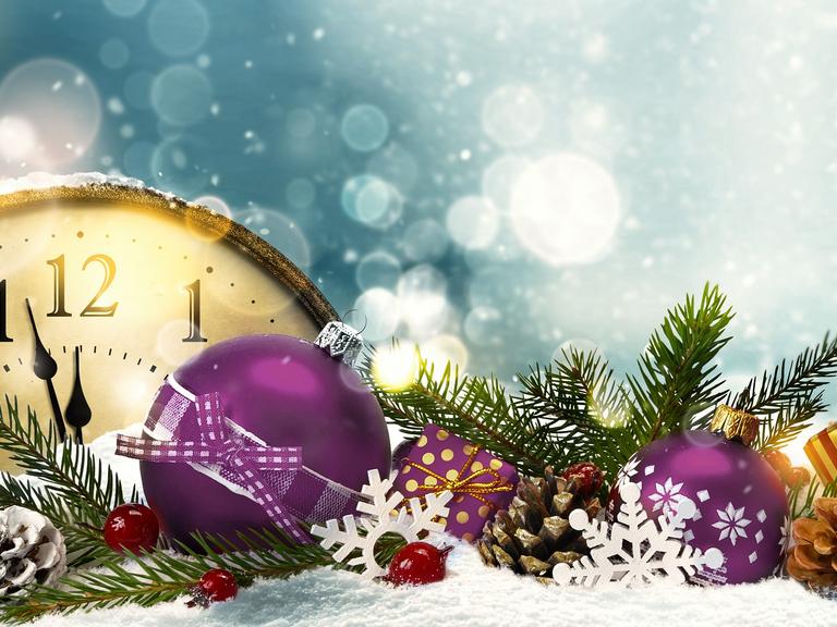 Jul åbningstider 2025