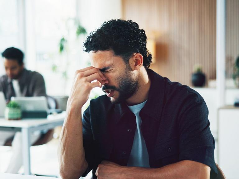 Foto af skuffet mand