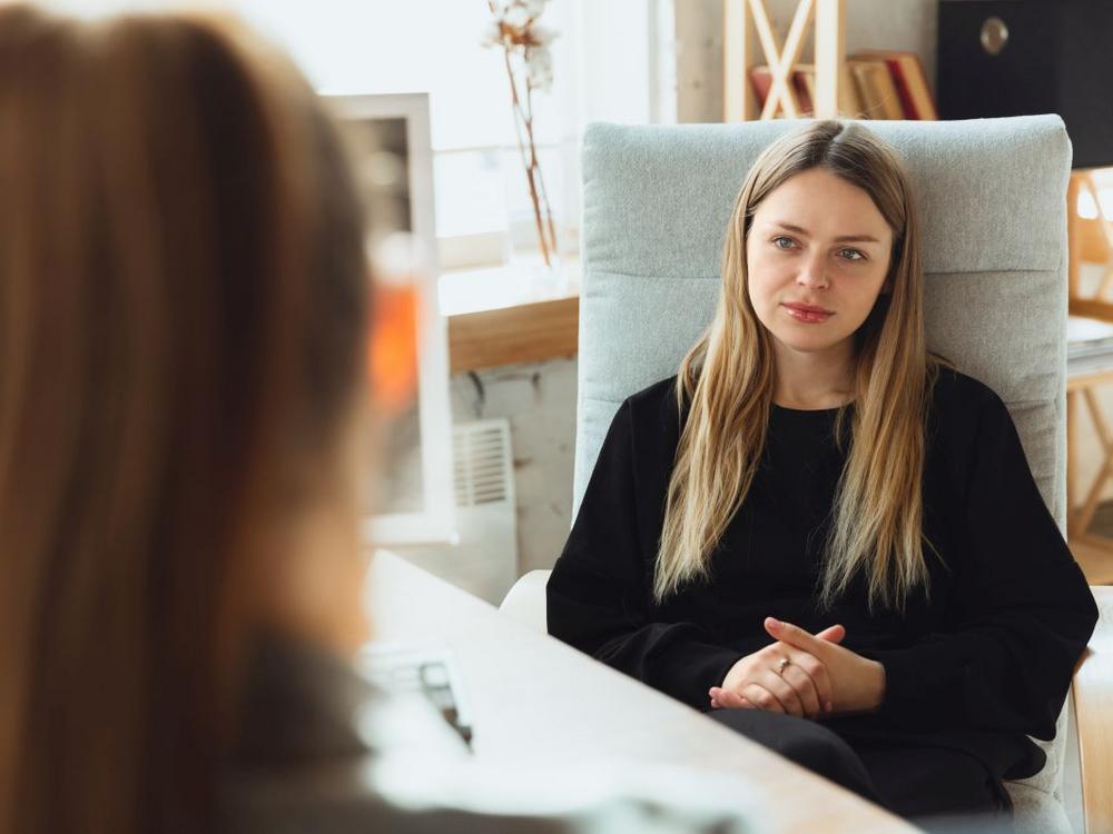 Kvinde er til jobsamtale