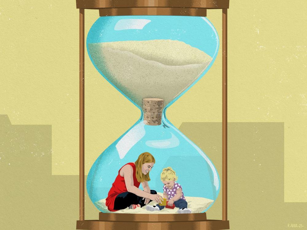 Illustration af kvinde og barn, der leger i et timeglas