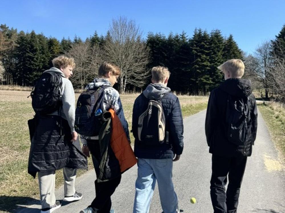 Foto fra en skoledag på gåben