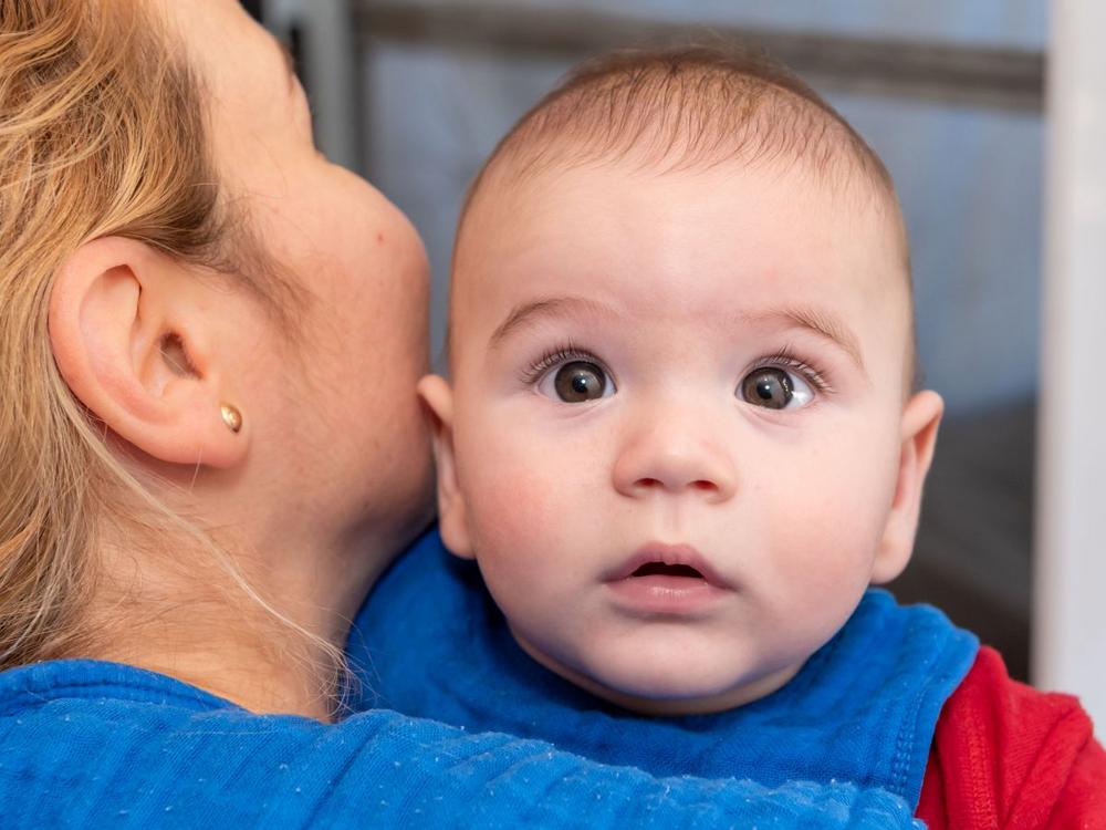 Baby starter i vuggestue. Sådan gør vi vuggestuestarten tryg.